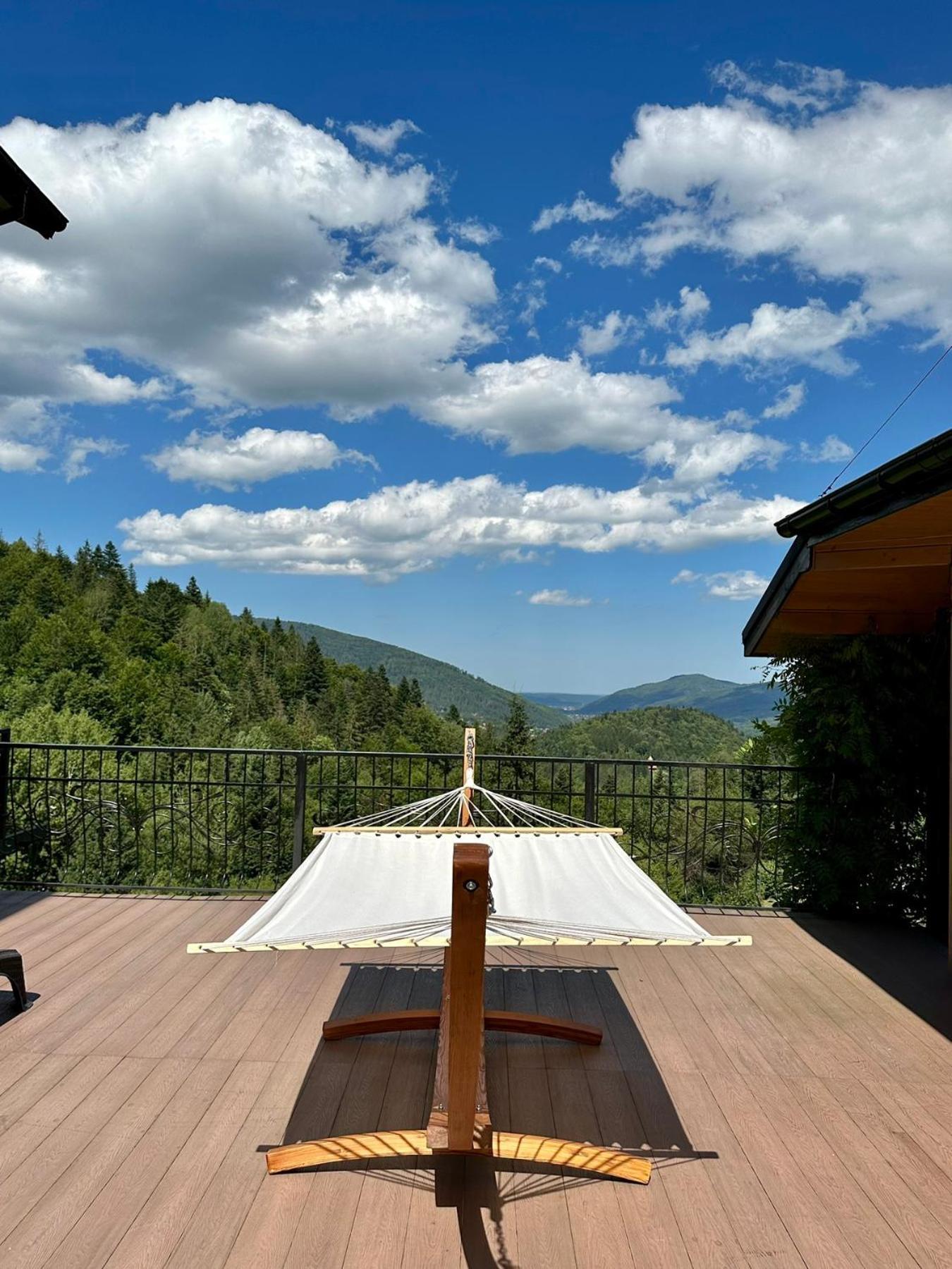 Holiday Home La Vіta Яремче Екстер'єр фото