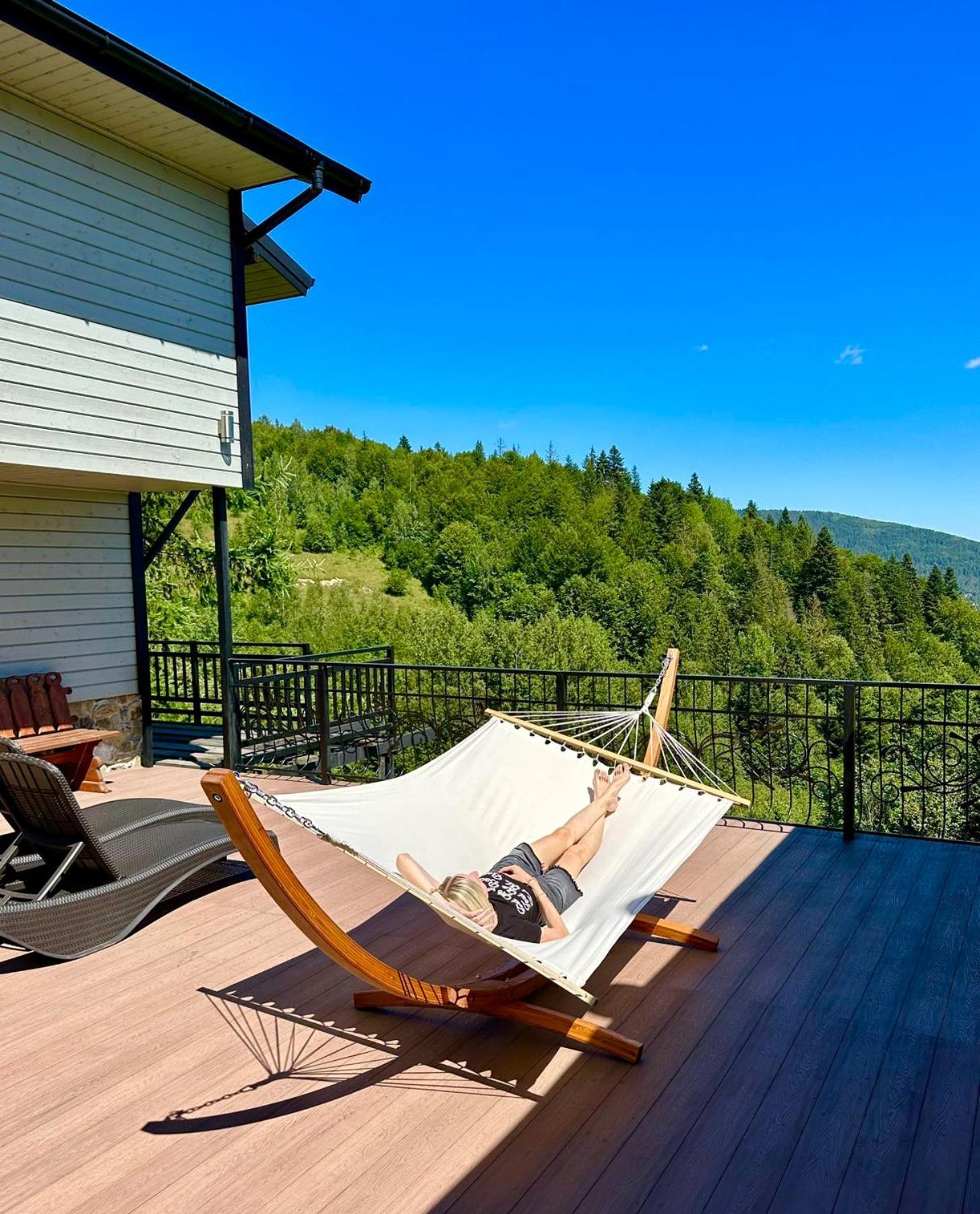 Holiday Home La Vіta Яремче Екстер'єр фото